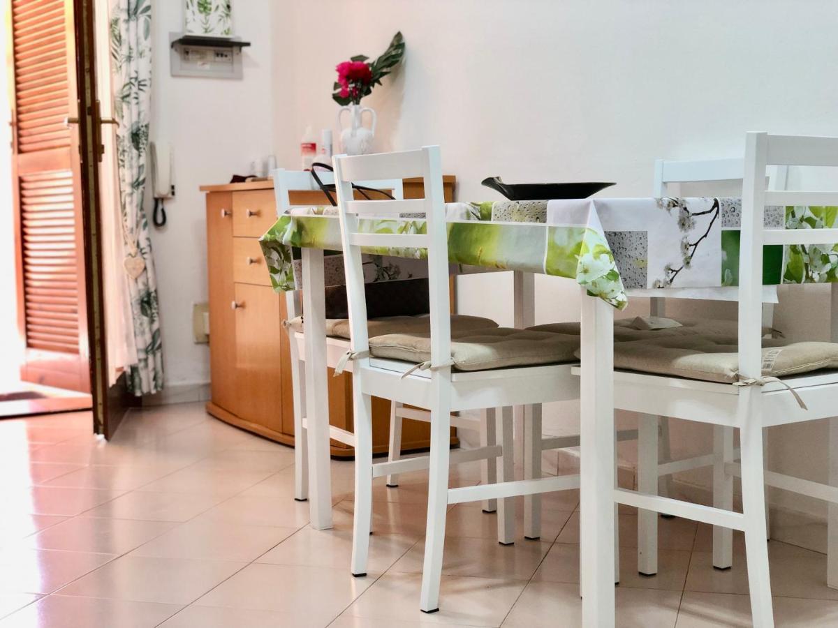 Casa Smeralda Appartement Villasimius Buitenkant foto